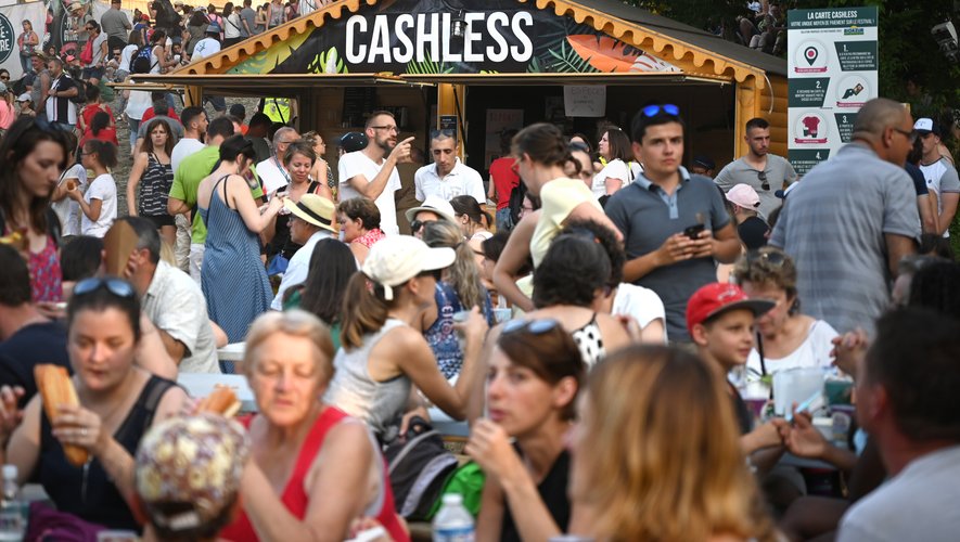 Solution cashless hybride CB et RFID